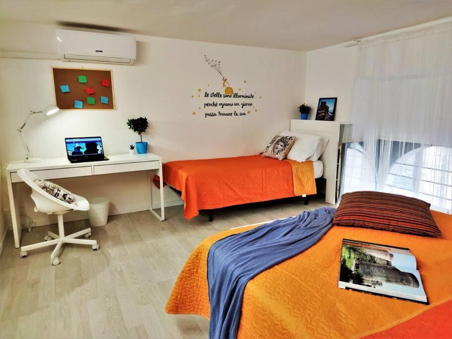 Central Apartments Mezzanine - 1 Min To Via Etnea Catania Exteriör bild